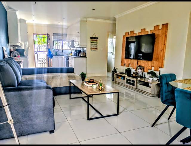 3 BEDROOM SIMPLEX FOR SALE IN HILLARY